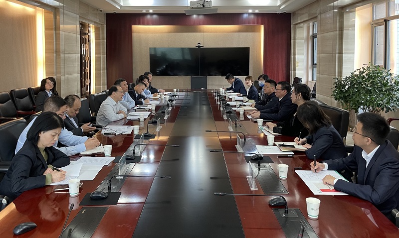 10月11日  公司黨委副書記、總裁解志炯一行赴農(nóng)業(yè)銀行陜西省分行開展座談交流.jpg